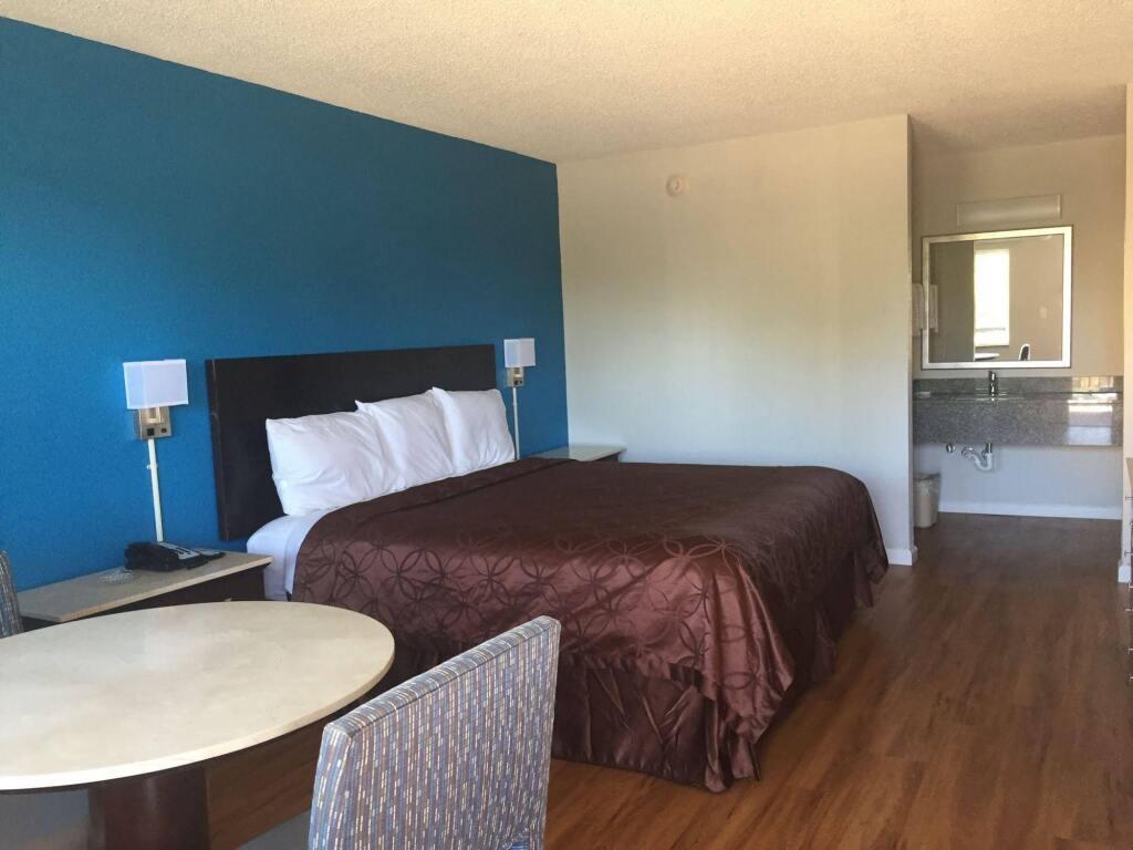 hotel image 8