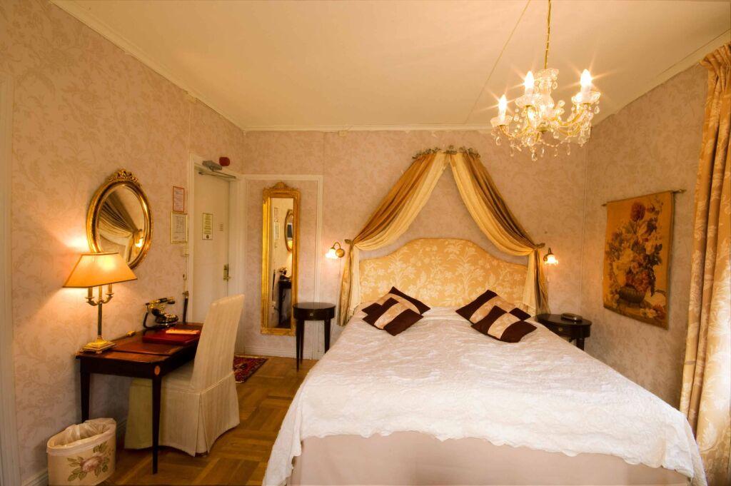 hotel image 8