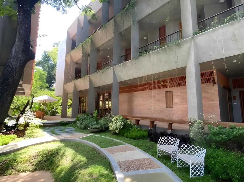 hotel image 10