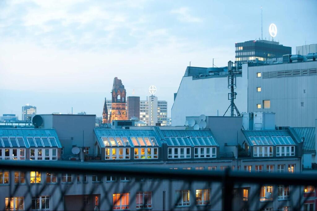 hotel image 10