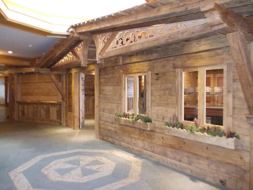 hotel image 16