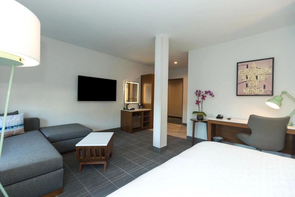 hotel image 10