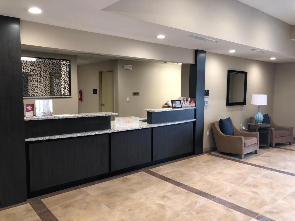 hotel image 13