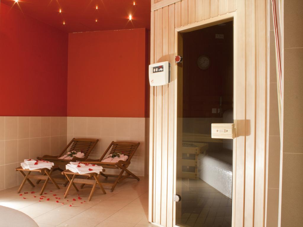 hotel image 16