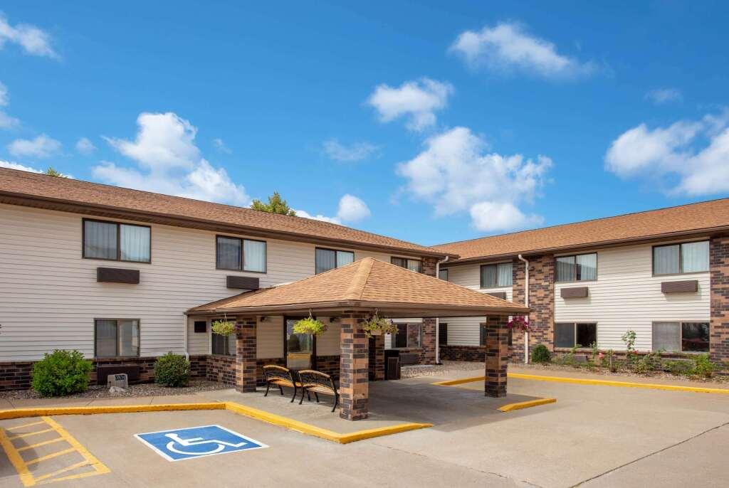 hotel image 7