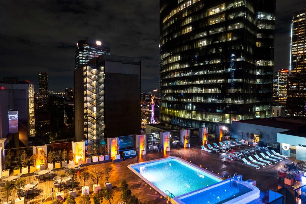 hotel image 10