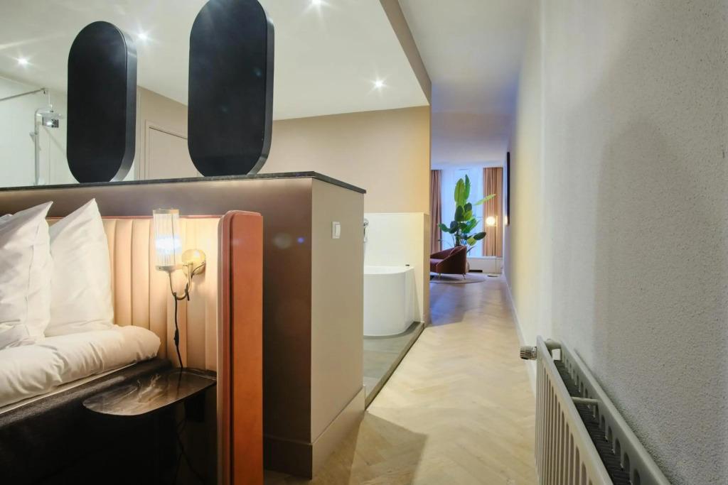 hotel image 12