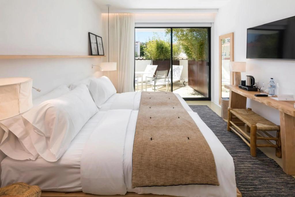 hotel image 16