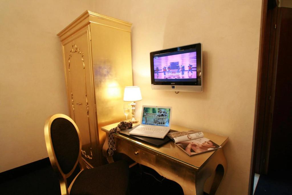 hotel image 8