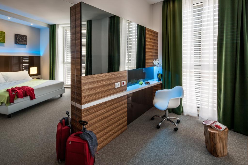 hotel image 8