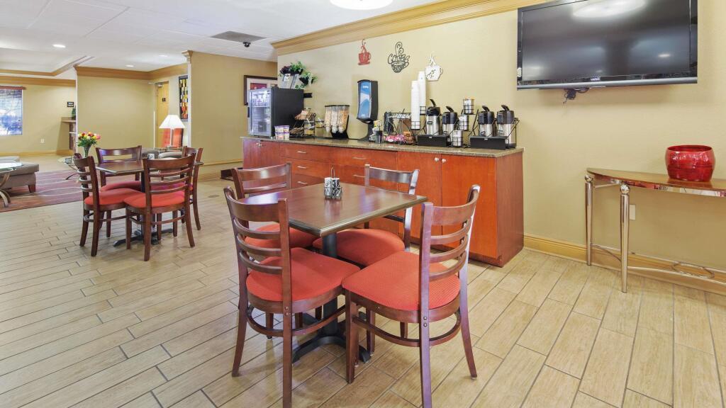 hotel image 16