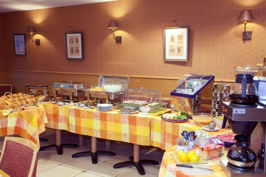 hotel image 10