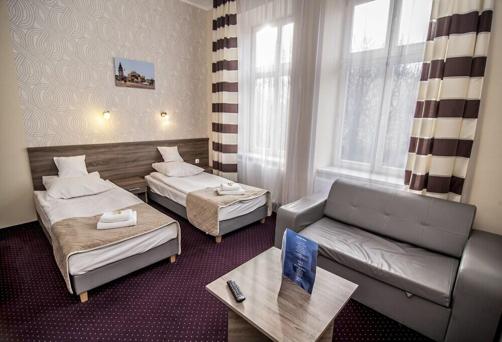 hotel image 11