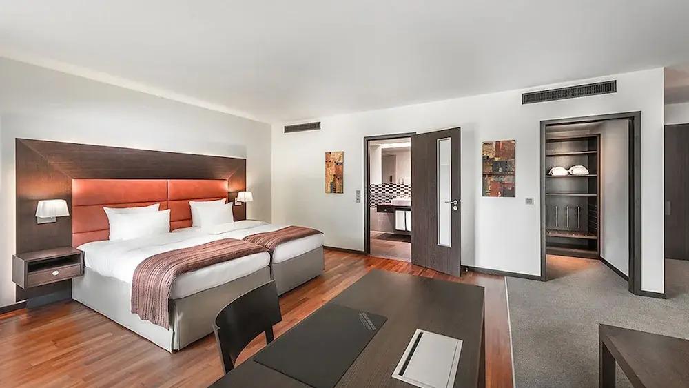 hotel image 10