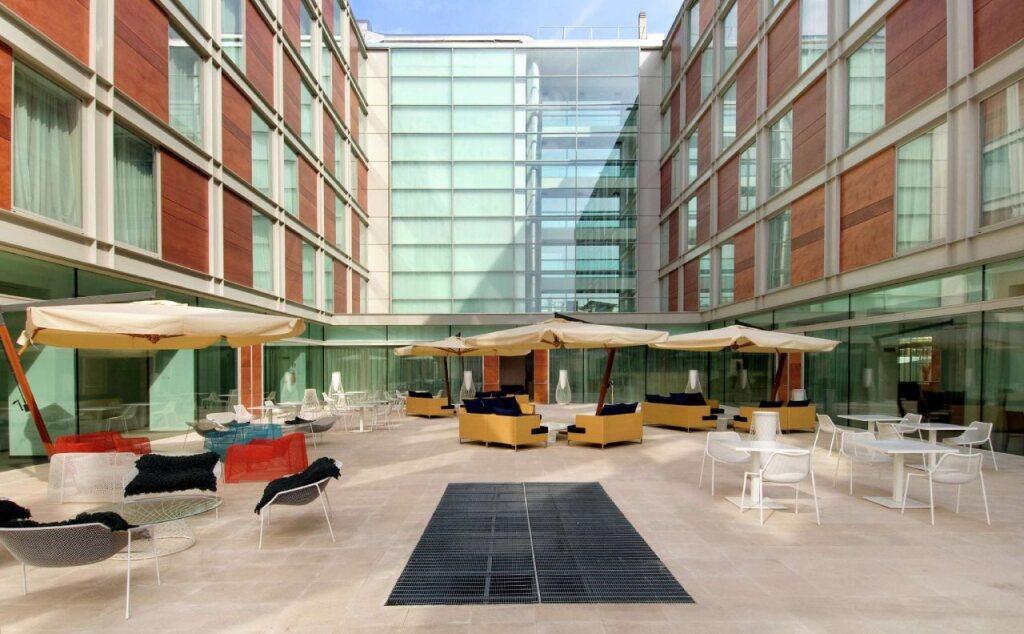 hotel