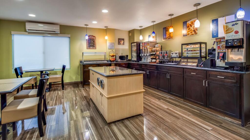 hotel image 13