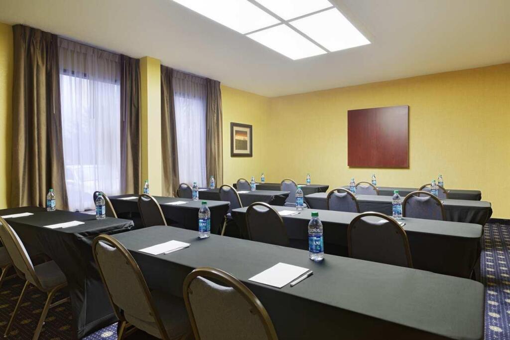 hotel image 13