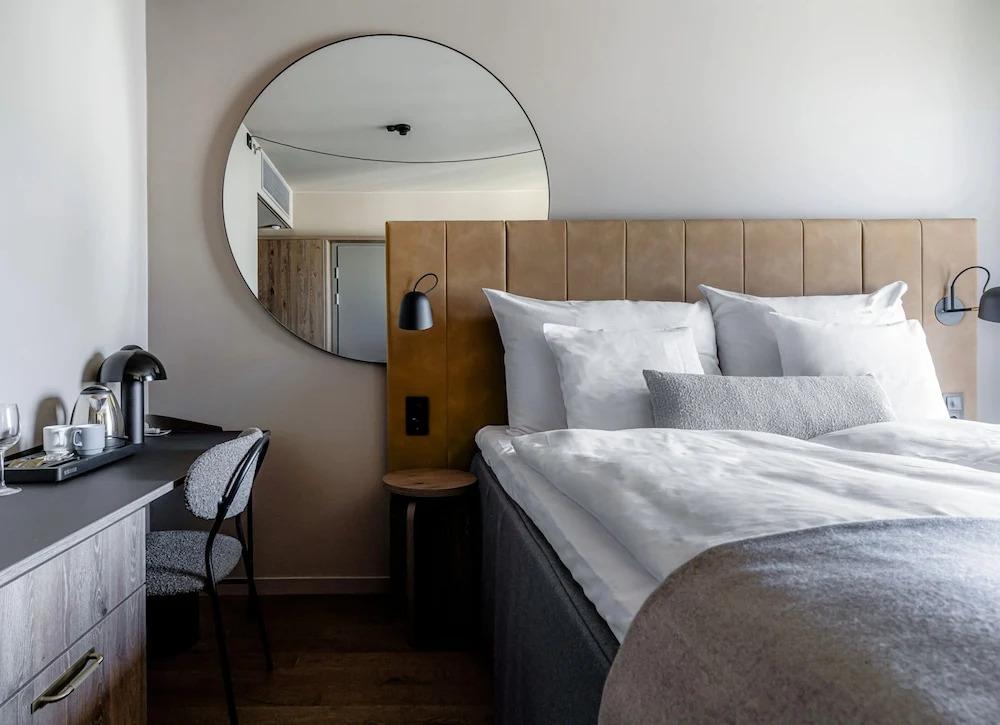 hotel image 16