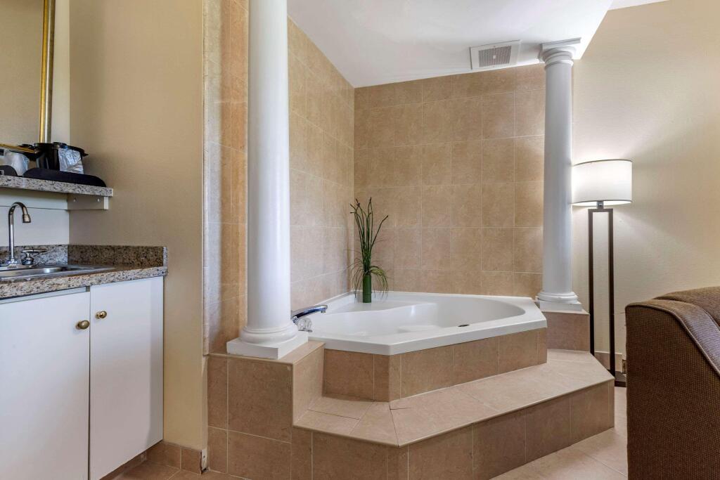 hotel image 7