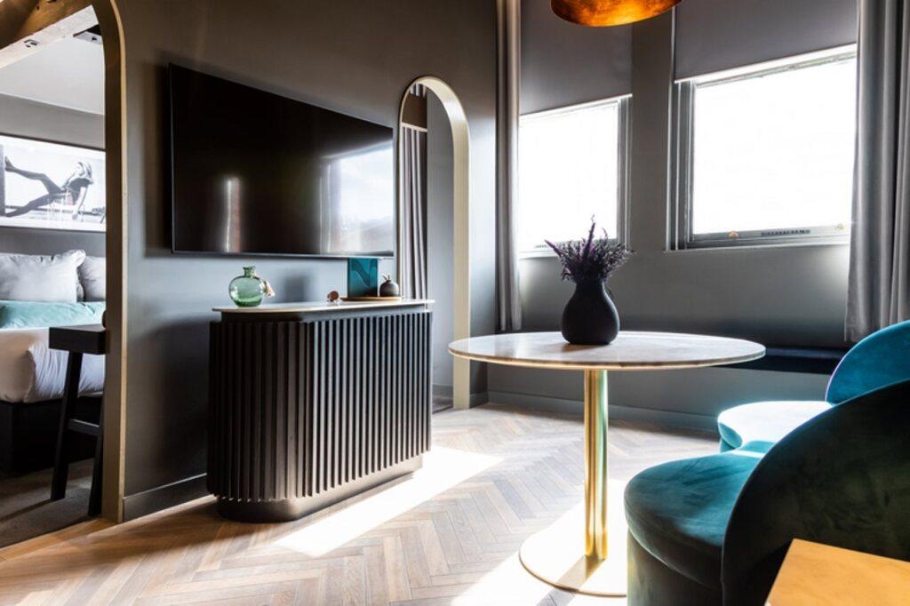 hotel image 8