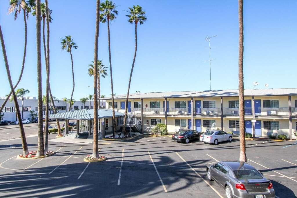 hotel image 12