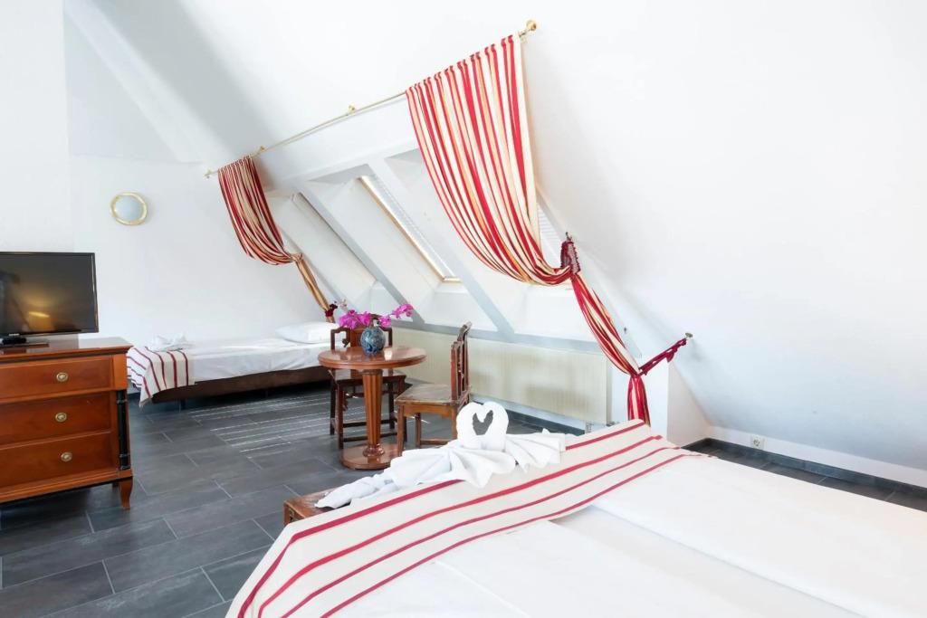 hotel image 35
