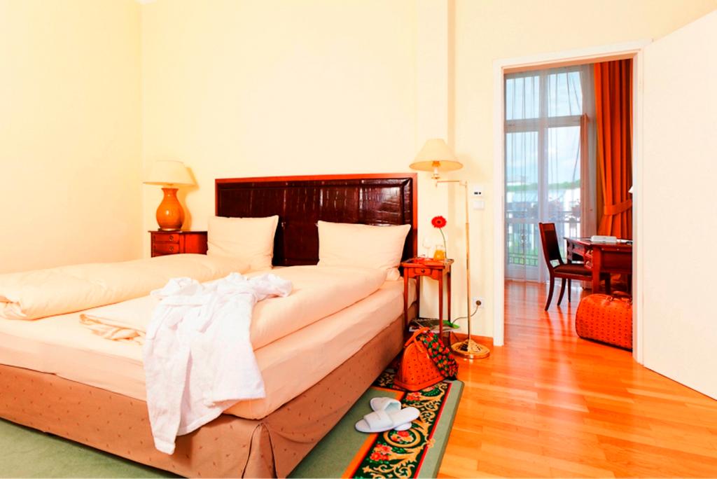 hotel image 8