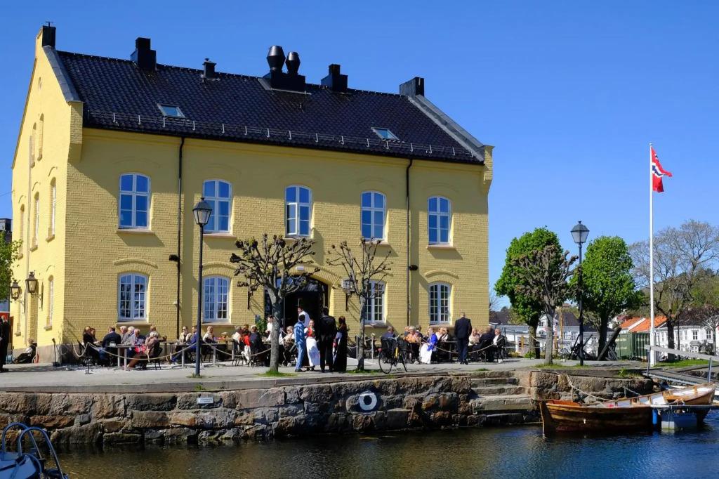 hotel image 10