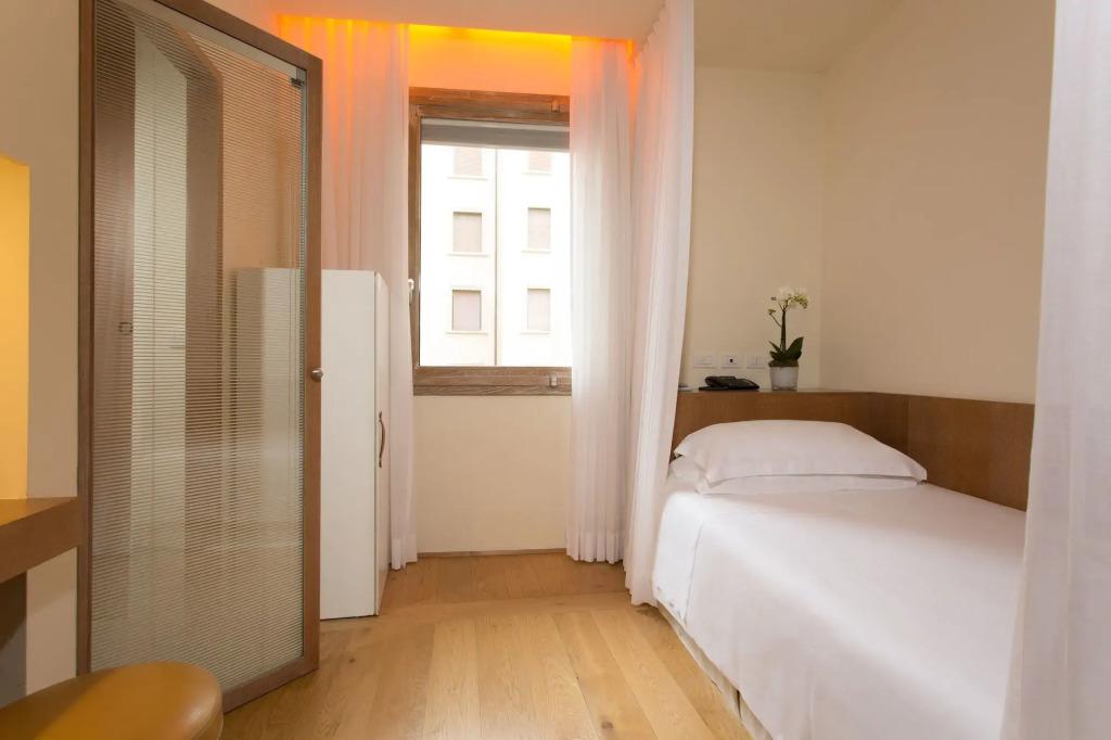 hotel image 42