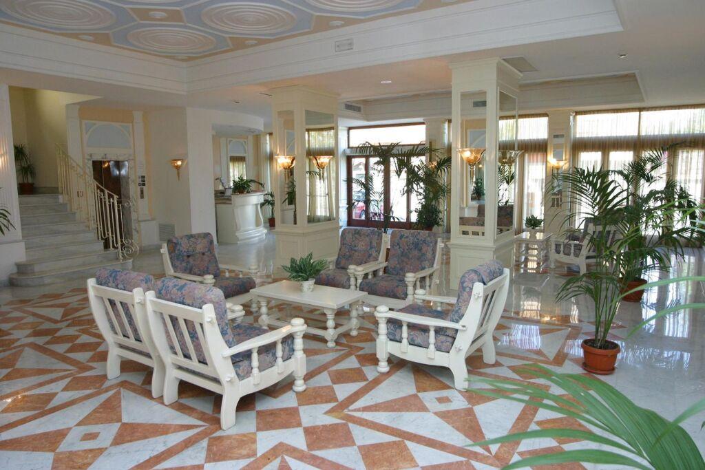 hotel image 13