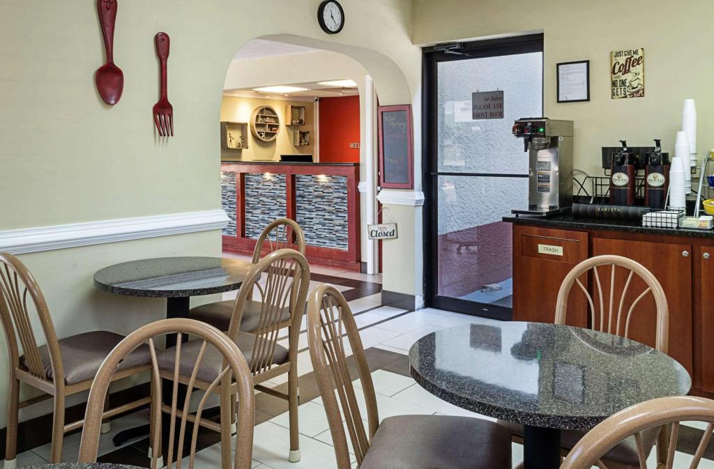 hotel image 16