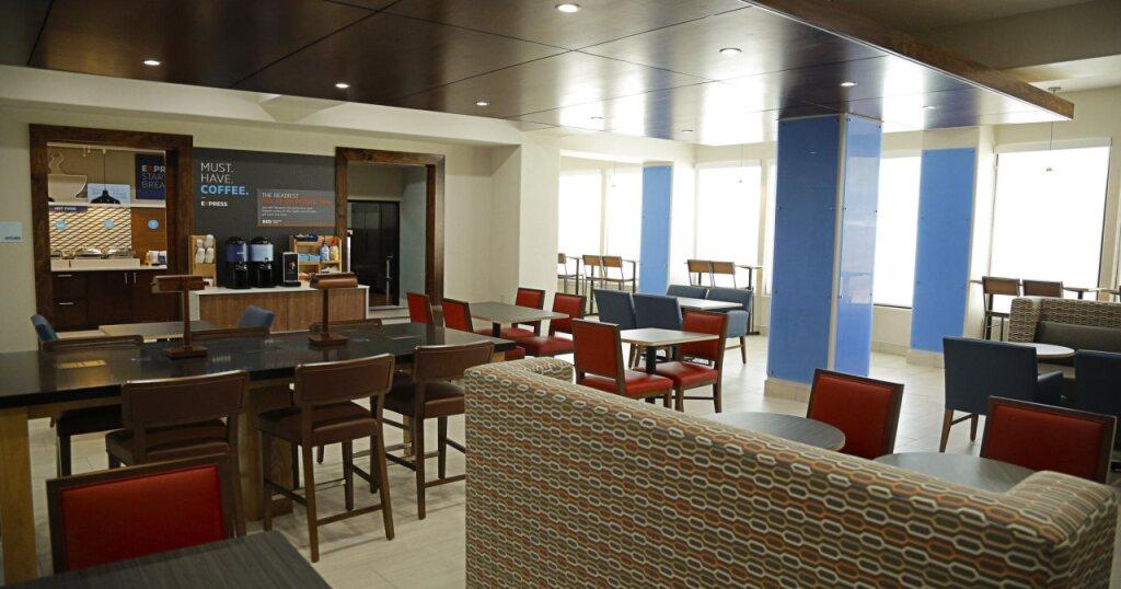 hotel image 13