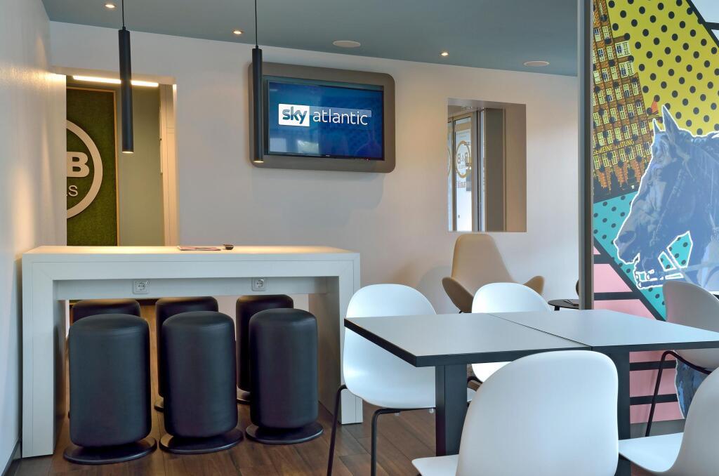 hotel image 10