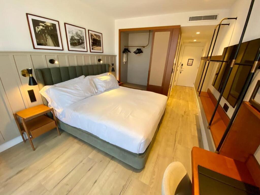 hotel image 13