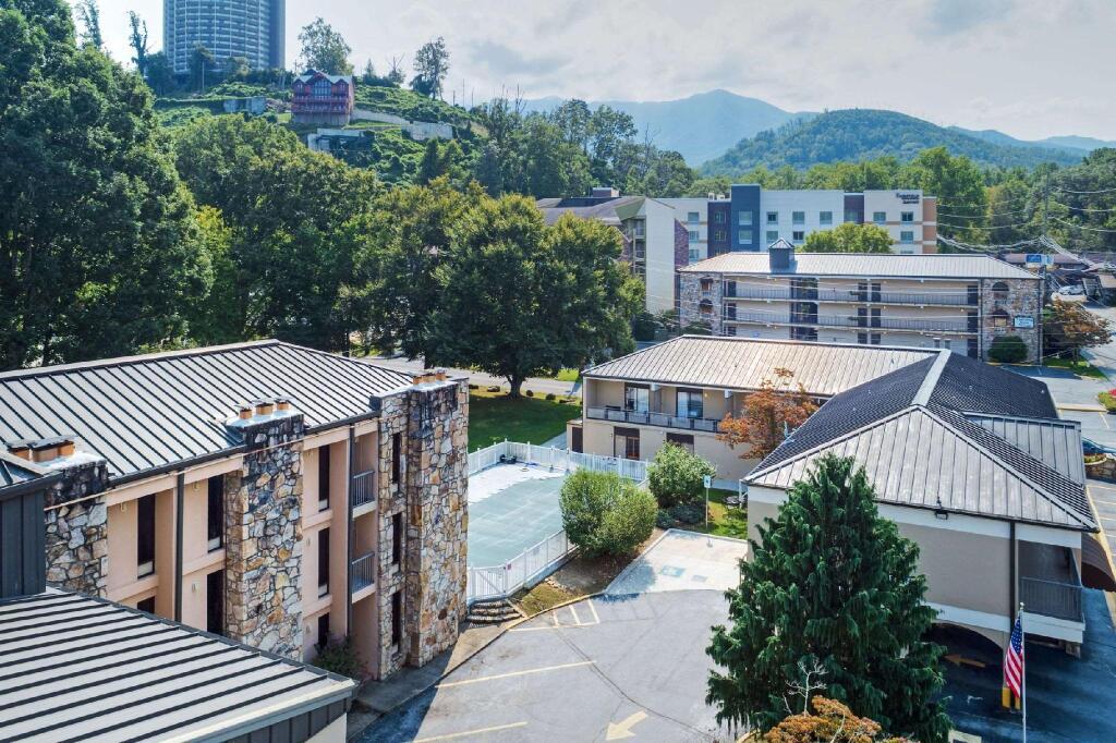 hotel image 10