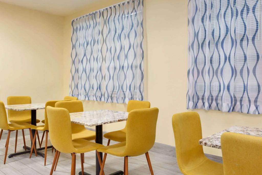 hotel image 13