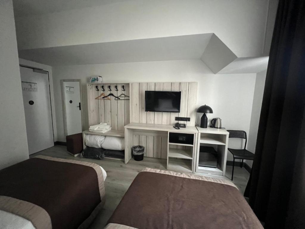 hotel image 10