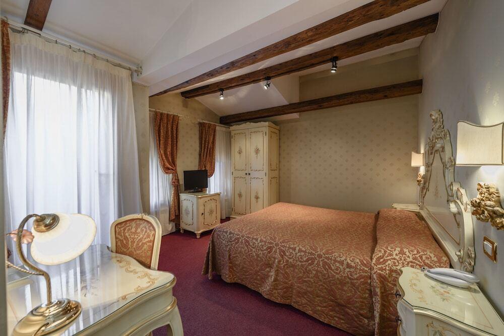 hotel image 14