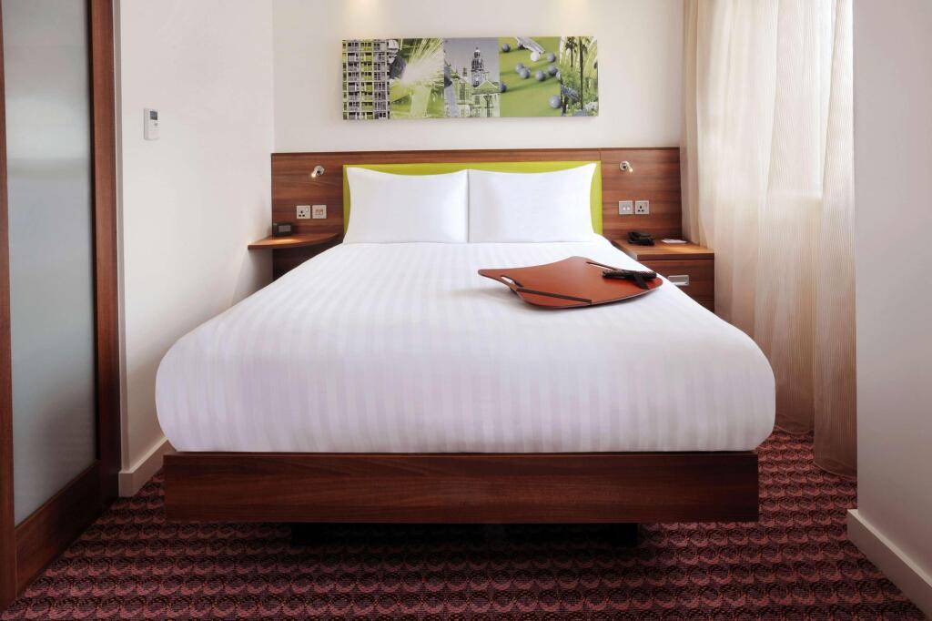 hotel image 32