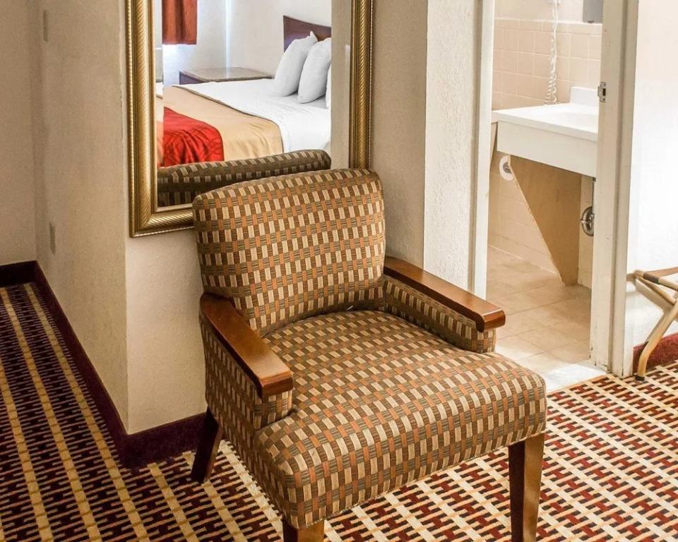 hotel image 8