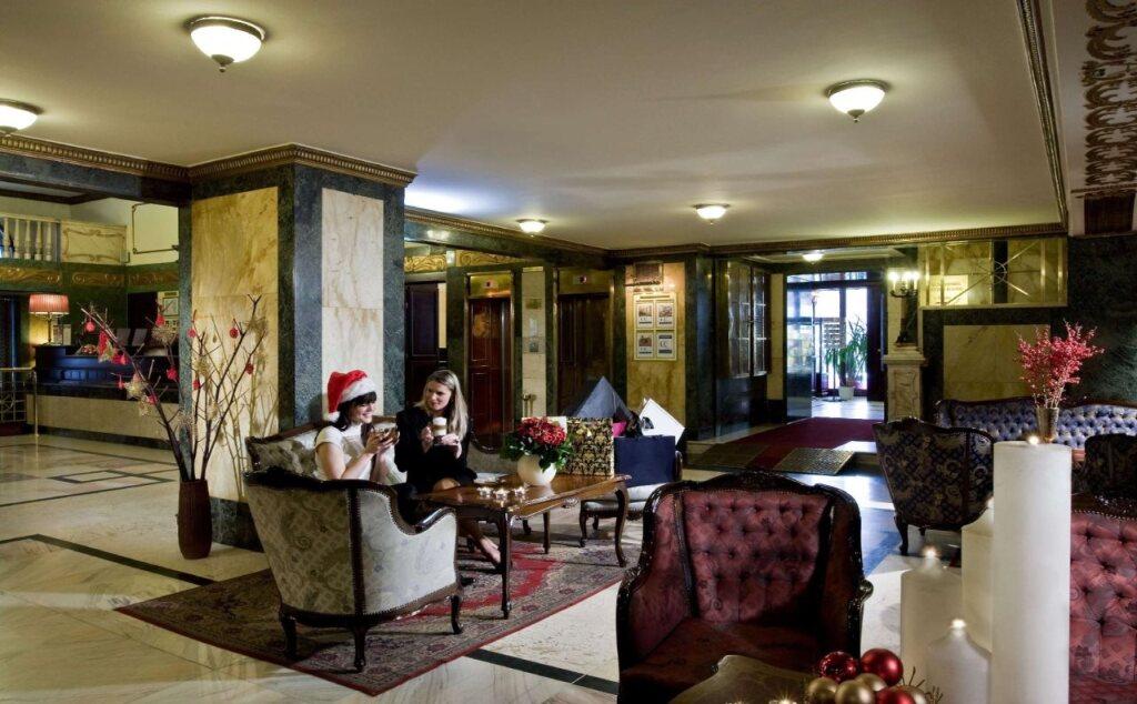 hotel image 12
