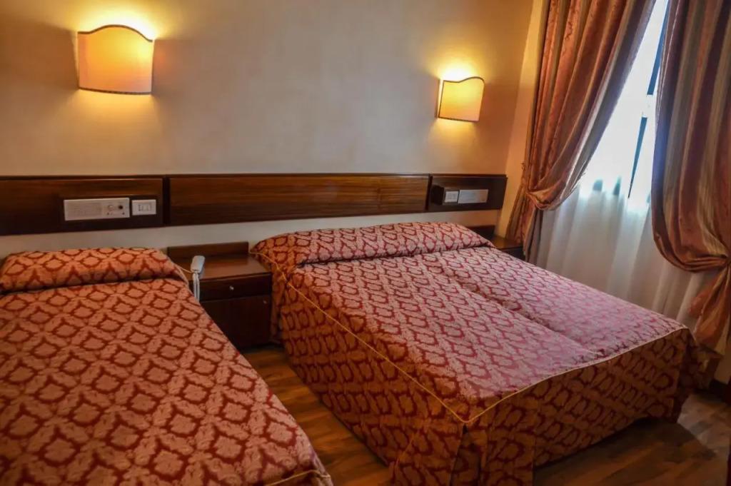 hotel image 8