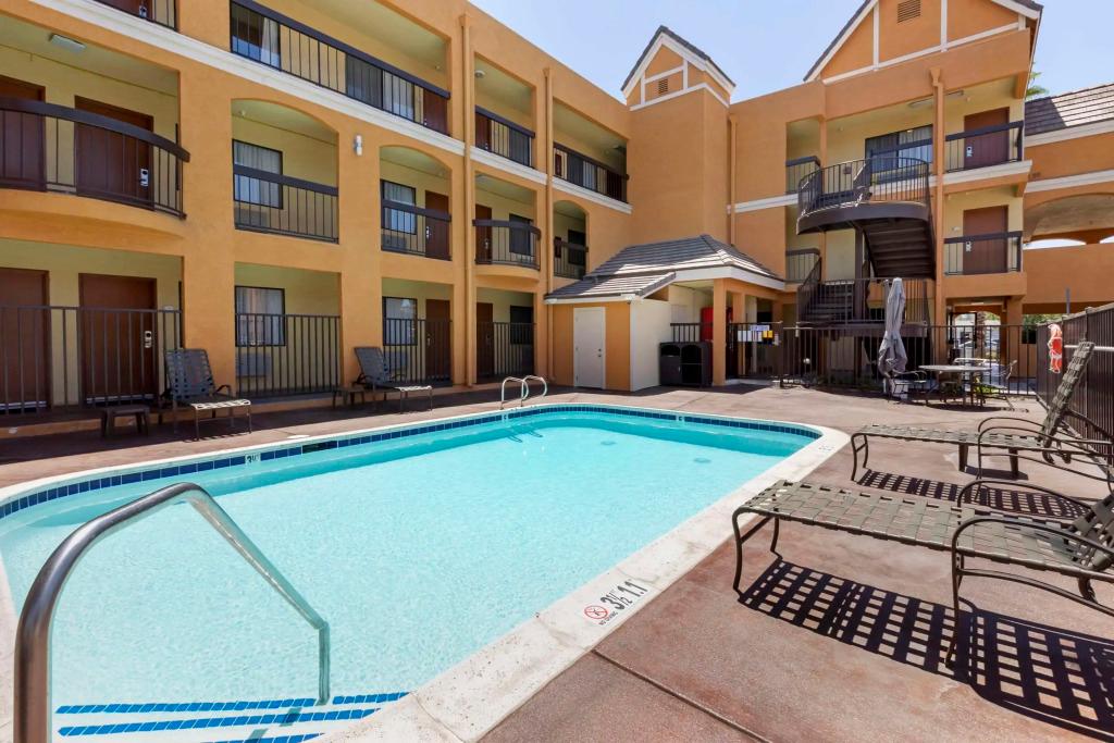 hotel image 9