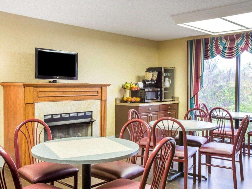 hotel image 10