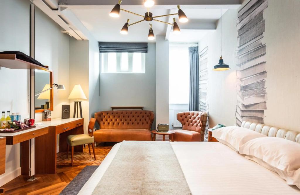 hotel image 13