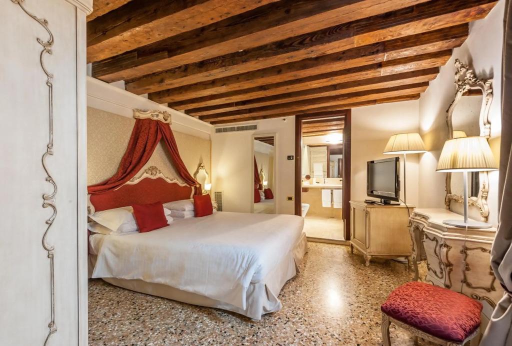 hotel image 23