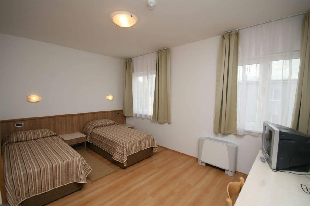 hotel image 13