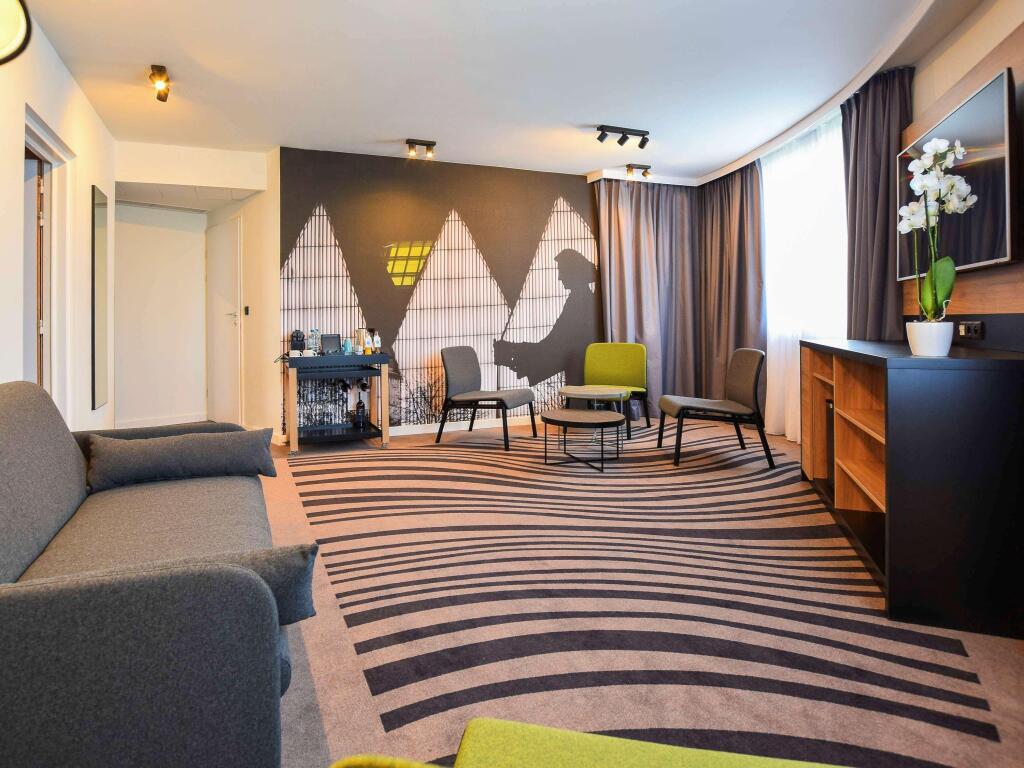 hotel image 13