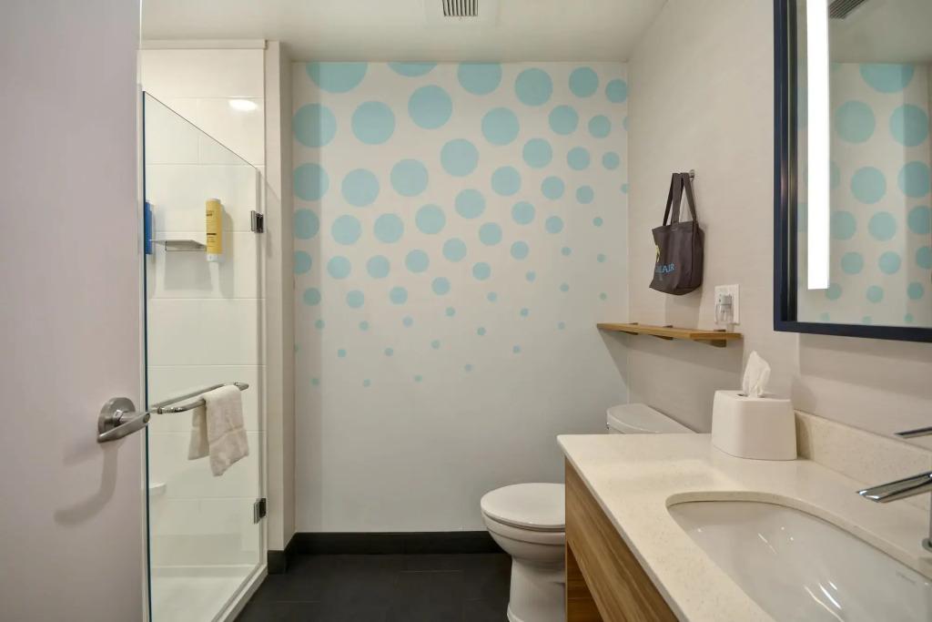 hotel image 16
