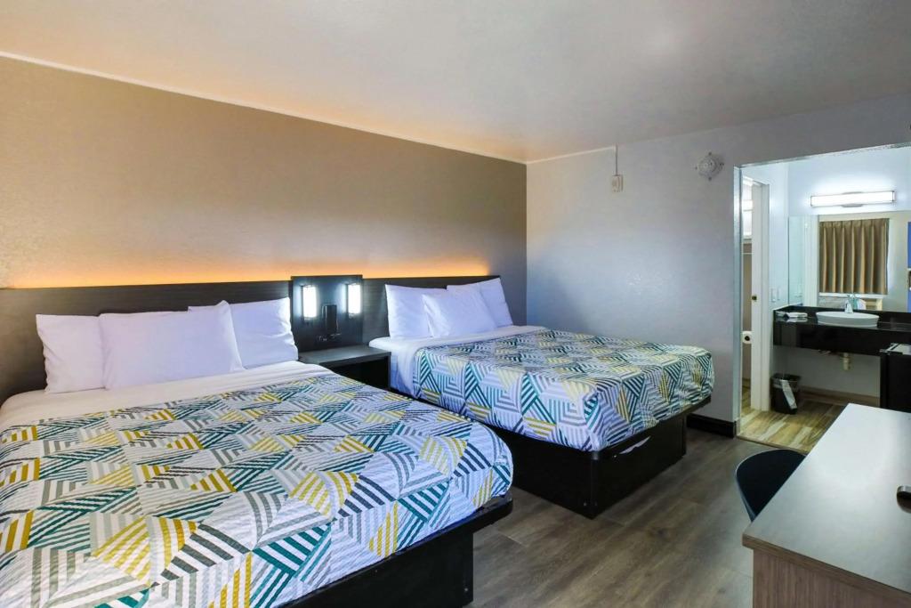 hotel image 12